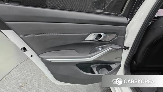BMW 3 Series (G20) id 4266170 из Кореи 17