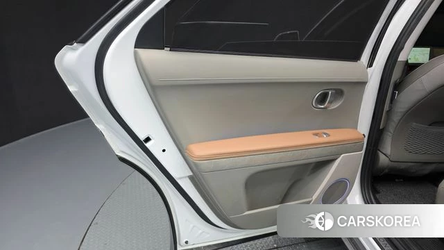 Hyundai Ionic 5 id 4590885 из Кореи 17