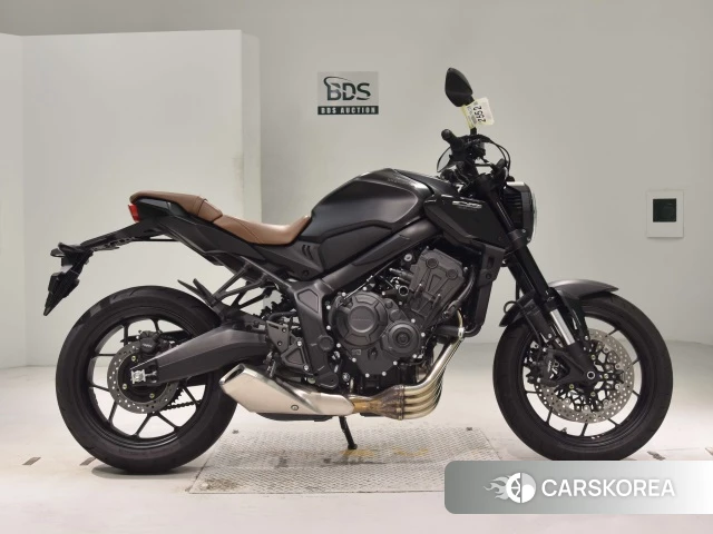Проданный Honda CB650R 2023 из Японии