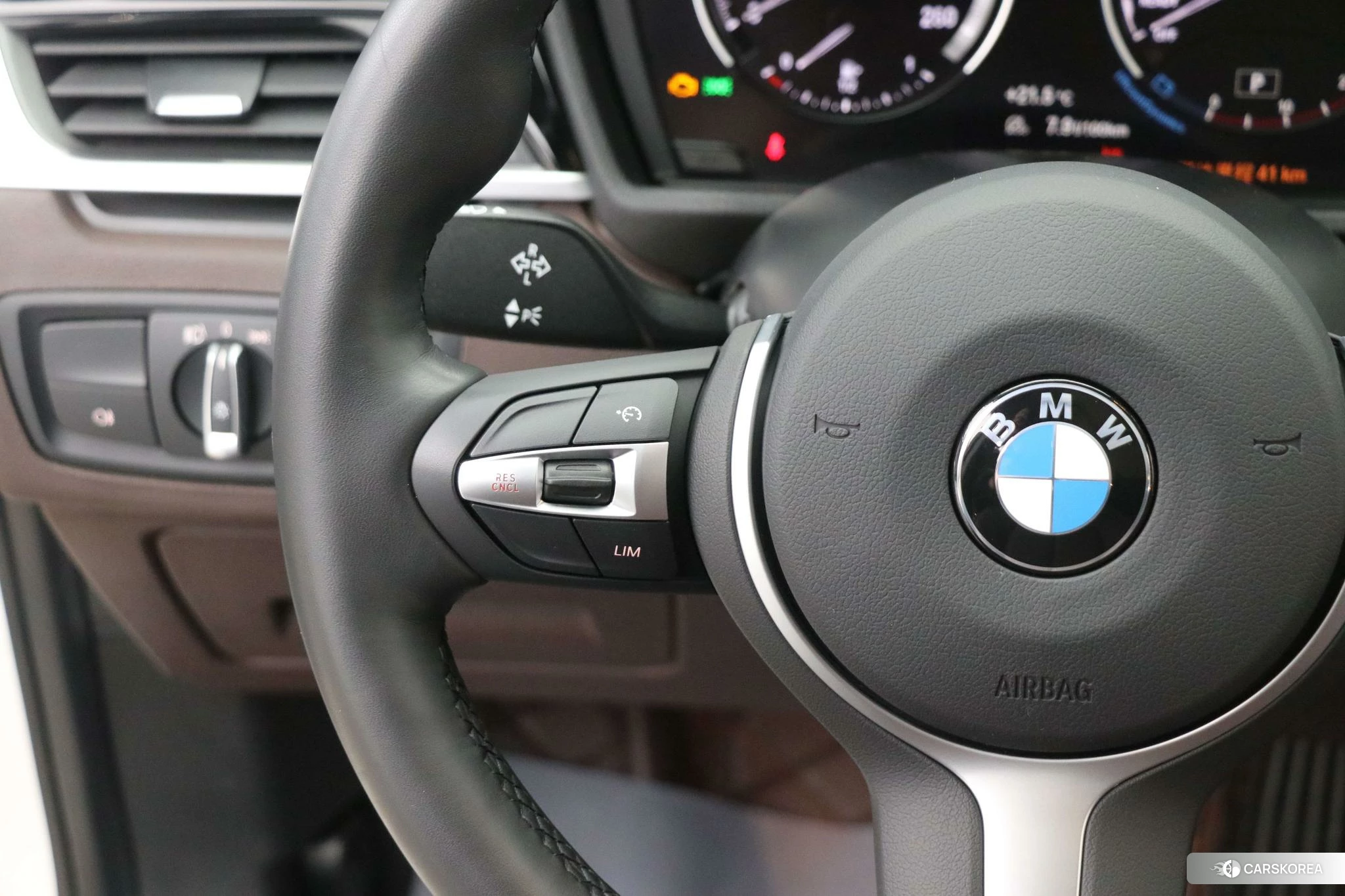 BMW X1 id 4467397 из Китая 17