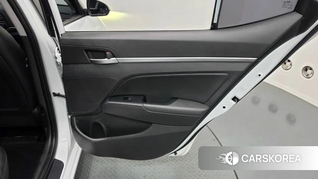 Hyundai The New Avante AD id 4882539 из Кореи 17