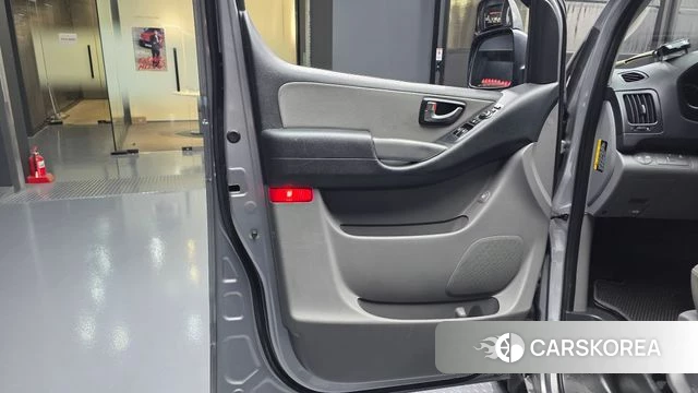 Hyundai The New Grand Starex id 4224976 из Кореи 17