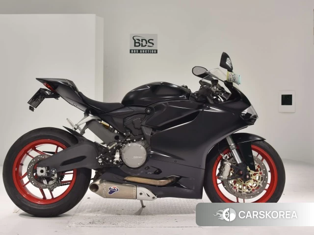 Проданный Ducati 899 PANIGALE 2014 из Японии