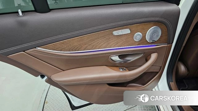 Mercedes-Benz E-Class W213 id 4882315 из Кореи 17