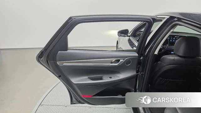 Hyundai The New Grandeur IG Hybrid id 4282996 из Кореи 17