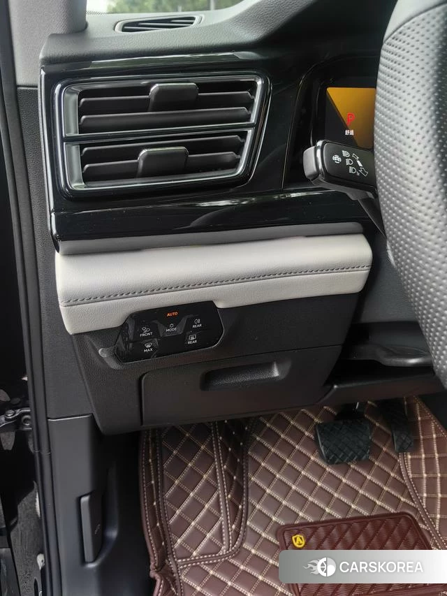 Volkswagen Tourang id 4367419 из Китая 17