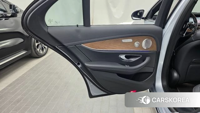 Mercedes-Benz E-Class W213 id 4324061 из Кореи 17
