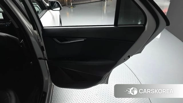 Kia Di Ol Nu Niro id 4409238 из Кореи 17