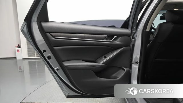 Honda Accord 10th Generation id 4325908 из Кореи 17