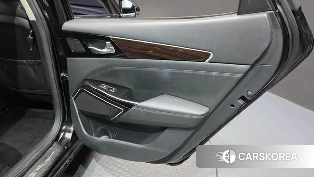 Kia Come New K7 id 4525500 из Кореи 17