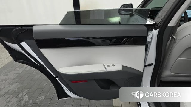 Hyundai Grandeur Hybrid (GN7) id 4749560 из Кореи 17