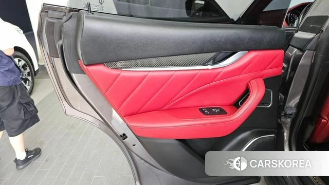 Maserati Levante id 4446924 из Кореи 17