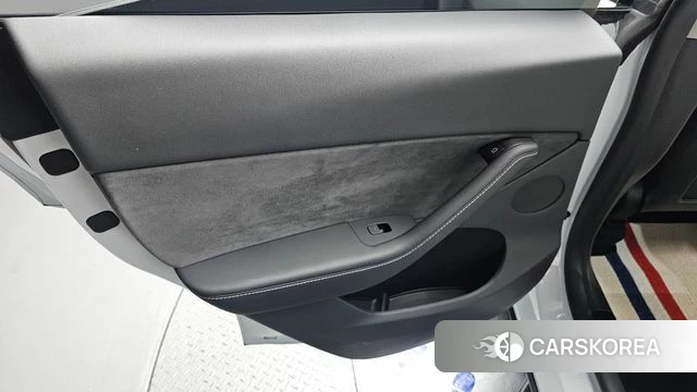 Tesla Model Y id 4584641 из Кореи 17