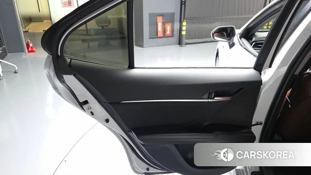 Toyota Camry (XV70) id 4421928 из Кореи 17