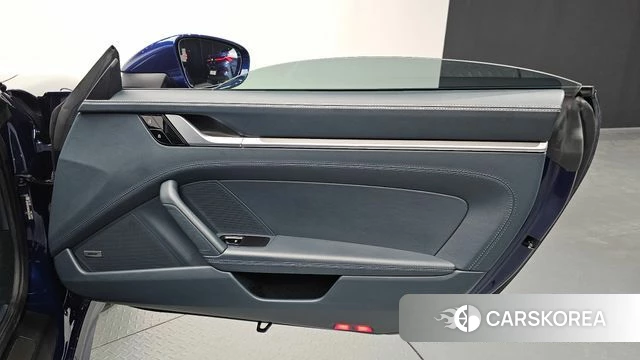 Porsche 911(992) id 4203061 из Кореи 17