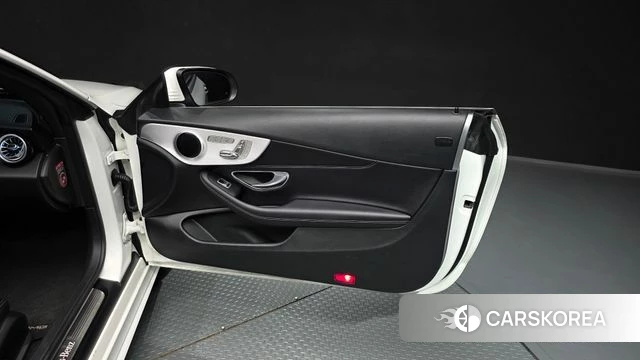 Mercedes-Benz C-Class W205 id 4385083 из Кореи 17