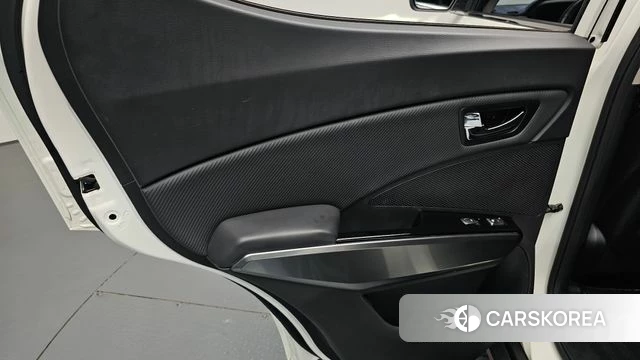 Ssangyong Tivoli Air id 4524707 из Кореи 17