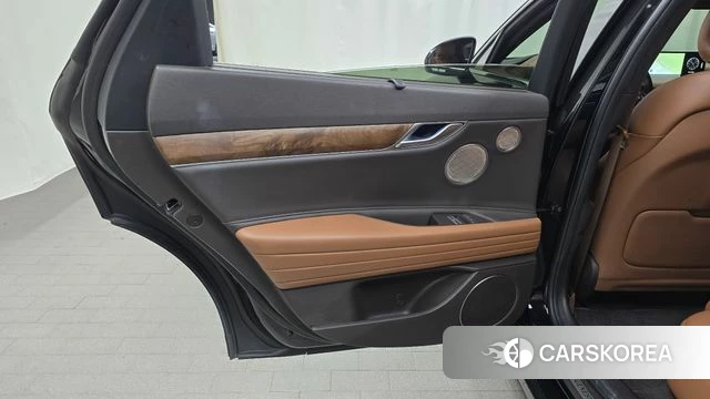 Genesis Electrified G80 (RG3) id 4282823 из Кореи 17