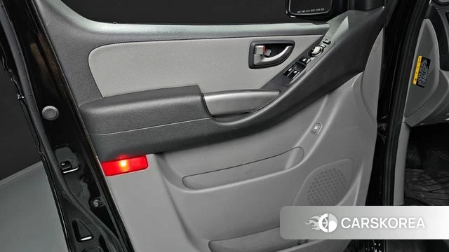 Hyundai The New Grand Starex id 4195997 из Кореи 17