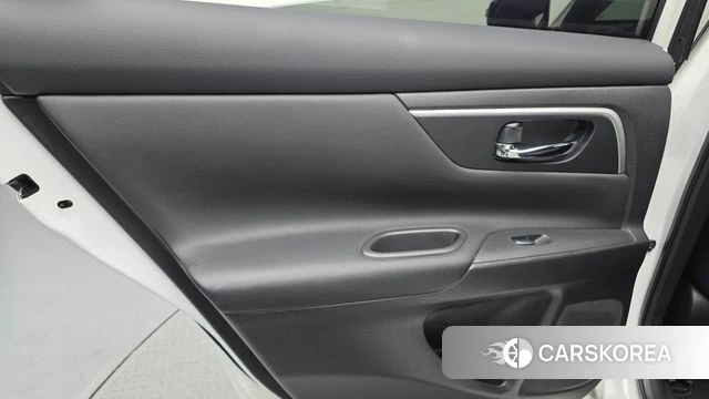 Nissan Altima id 4430346 из Кореи 17