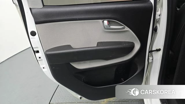 Kia The New Kia Ray id 4322966 из Кореи 17