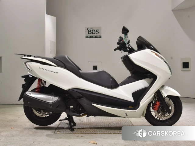 Проданный Honda FORZA 2013 из Японии, фото 2