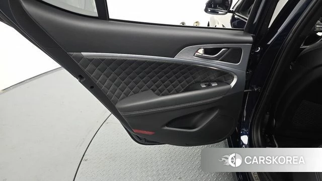 Genesis G70 id 4850041 из Кореи 17