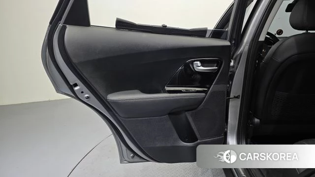 Kia The New Niro id 4435187 из Кореи 17