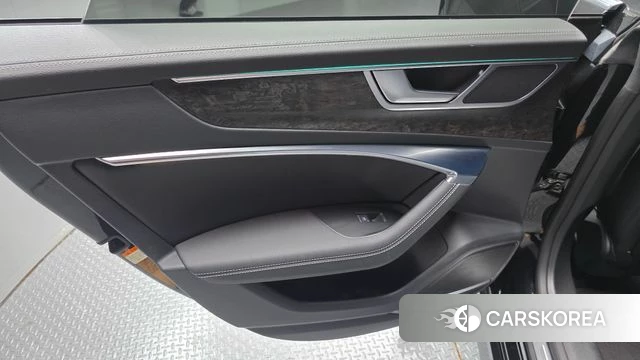 Audi A7 (4K) id 4872607 из Кореи 17
