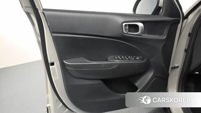 Hyundai Venue id 4317188 из Кореи 17