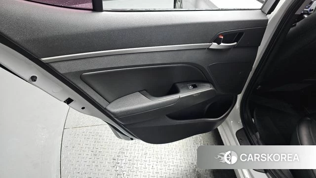 Hyundai Avante AD id 4568784 из Кореи 17