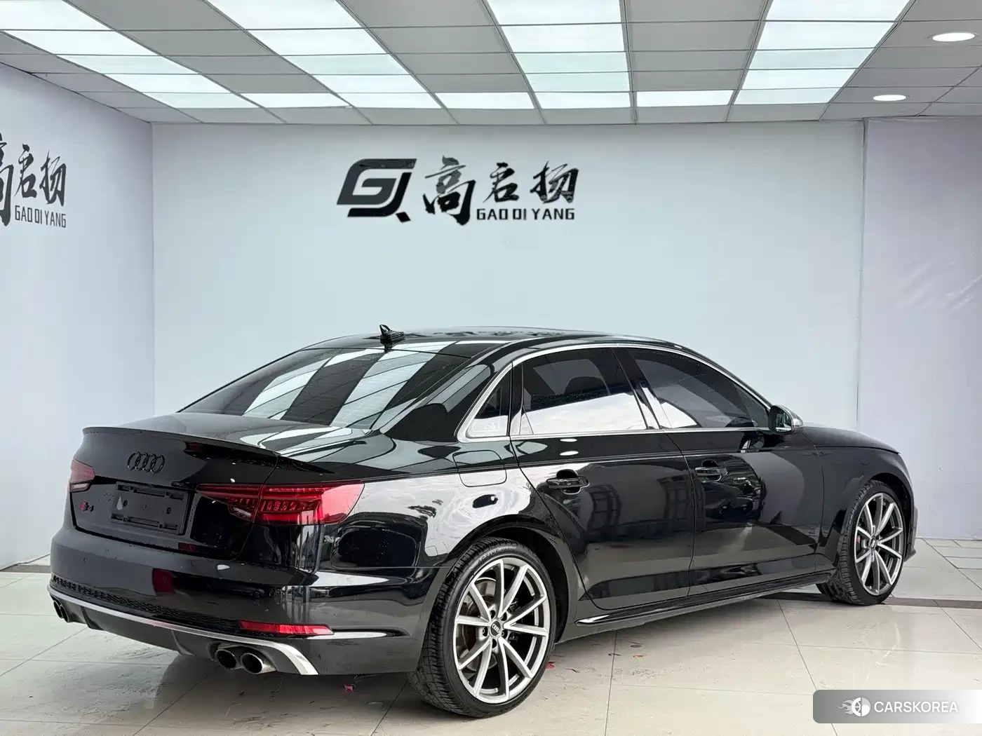 Audi S4 id 4559871 из Китая 17