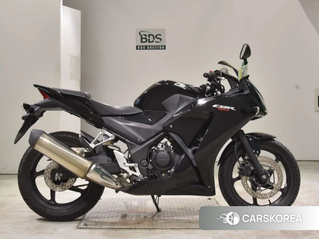 Проданный Honda CBR250R 2015 из Японии, фото 2