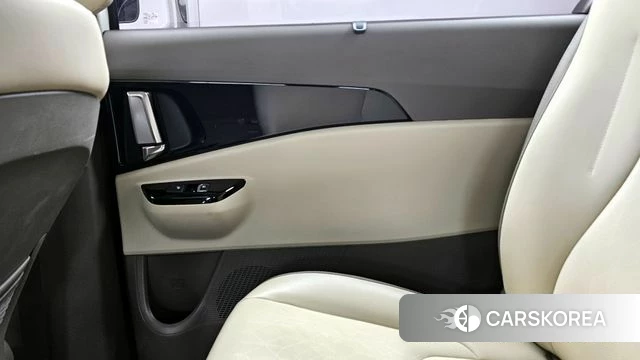 Kia Carnival 4th generation id 4434362 из Кореи 17