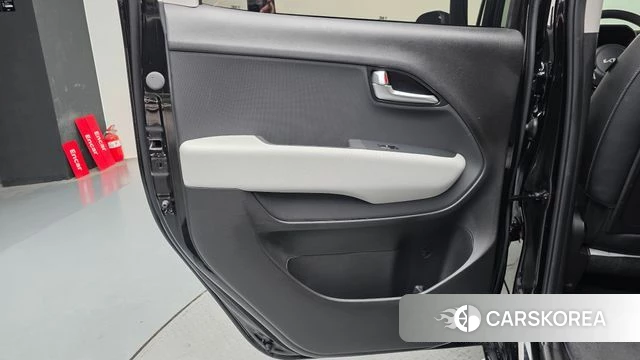 Kia The New Kia Ray EV id 4381803 из Кореи 17