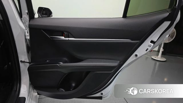 Toyota Camry (XV70) id 4350769 из Кореи 17