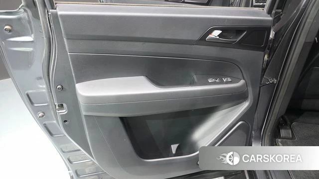 Ssangyong Rexton Sports id 4446660 из Кореи 17