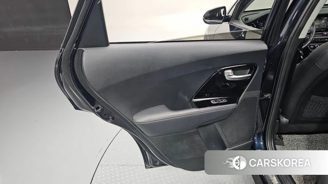 Kia The New Niro id 4765015 из Кореи 17