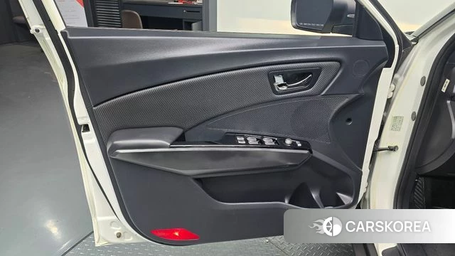 Ssangyong Tivoli Air id 4865542 из Кореи 17