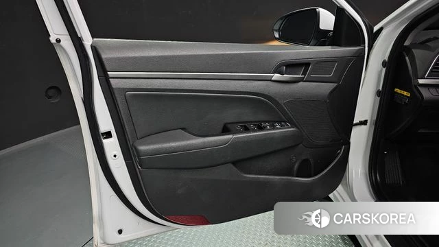 Hyundai Avante AD id 4865490 из Кореи 17