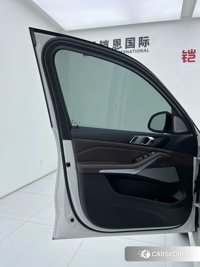 BMW X5 id 4278870 из Китая 17