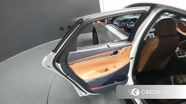 Hyundai Grandeur IG Hybrid id 4233035 из Кореи 17