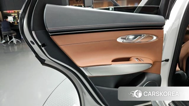 Genesis GV70 id 4230876 из Кореи 17