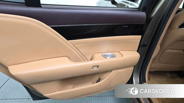 Genesis G90 (RS4) id 4408874 из Кореи 17