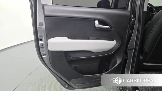 Kia The New Kia Ray id 4686856 из Кореи 17