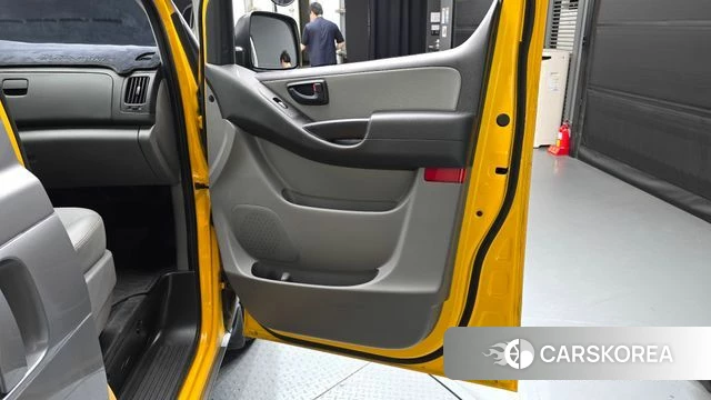 Hyundai The New Grand Starex id 4609795 из Кореи 17