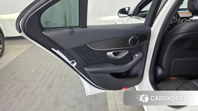 Mercedes-Benz C-Class W205 id 4251045 из Кореи 17