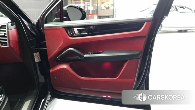 Porsche Cayenne (PO536) id 4495514 из Кореи 17