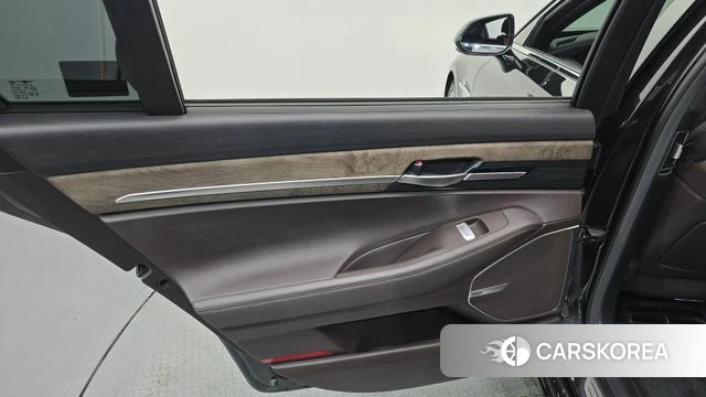 Genesis G90 id 4776097 из Кореи 17