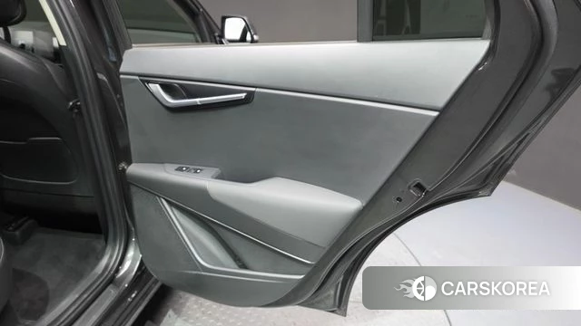 Kia Di Ol Nu Niro id 4580153 из Кореи 17